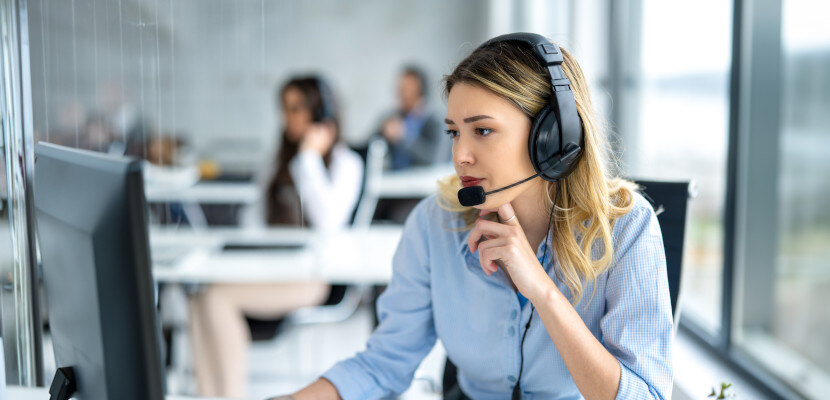 call-center-handling-830x400